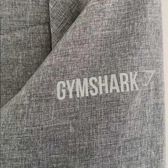Gymshark light weight jacket - Picture 3 of 3
